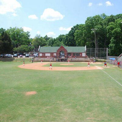 Dilworth Little League logo